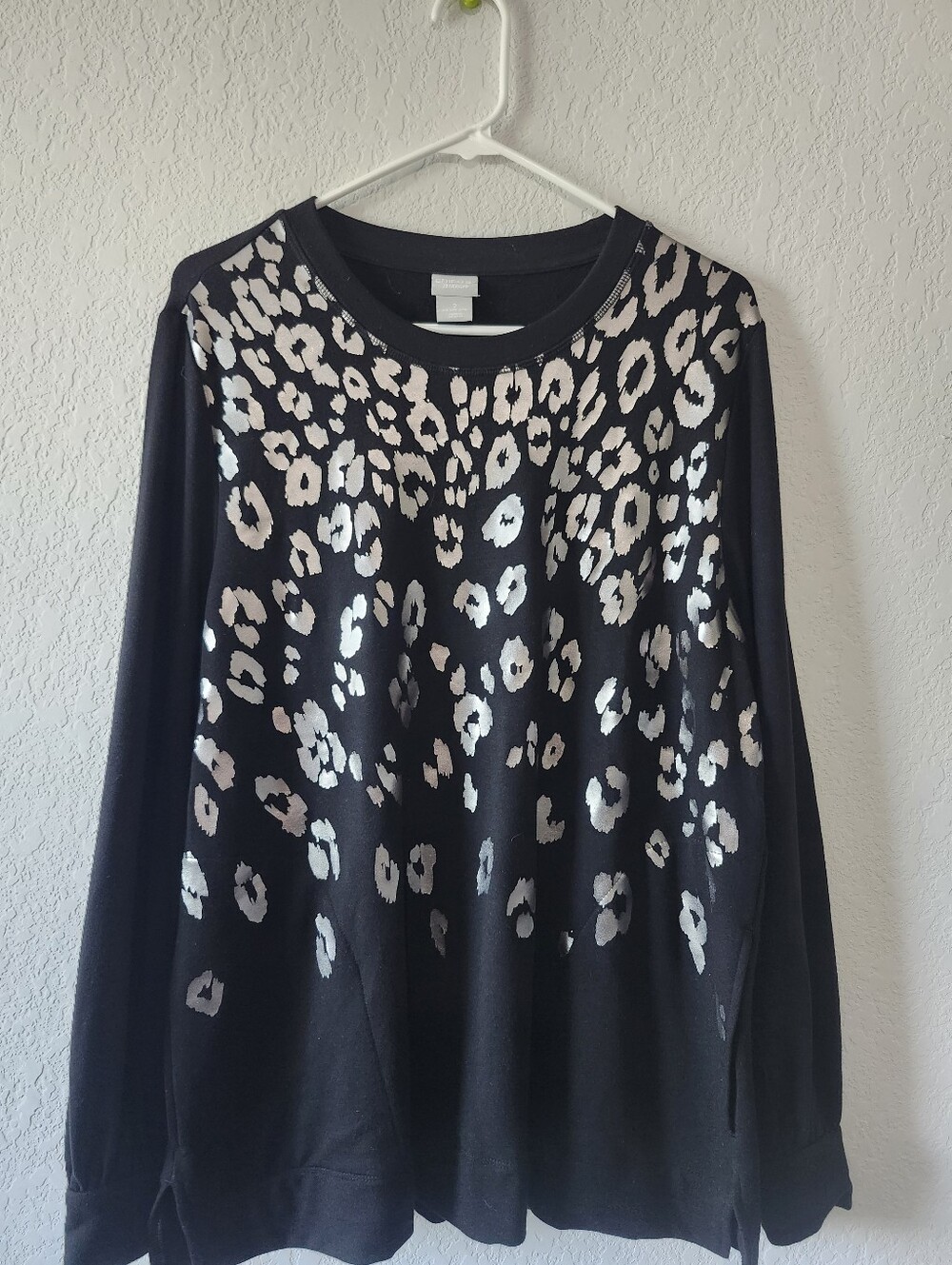 Chico's Size 2 (12/14) Black With Silver Animal Print Long Sleeve Pullover